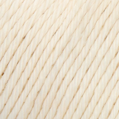 Yarn and Colors Must-have 002 Cream