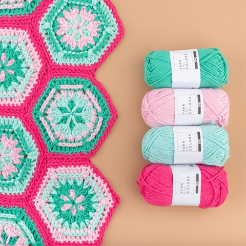 Haakpakket | Yarn and Colors | Flower Hexagon Blanket