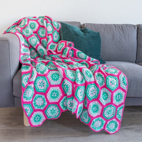 Haakpakket | Yarn and Colors | Flower Hexagon Blanket