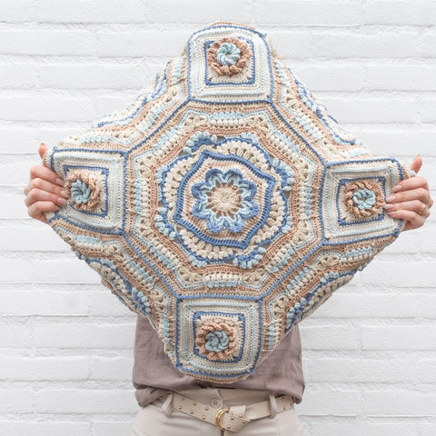 Haakpakket | CAL Yarn and Colors 2022 | Island Stroll Pillow