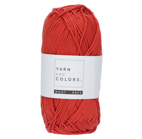 Yarn and Colors Must-have 128 Brass