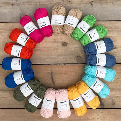 Yarn and Colors Must-have 090 Olive