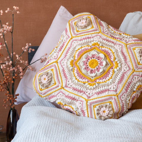 Haakpakket | CAL Yarn and Colors 2022 | Island Stroll Pillow