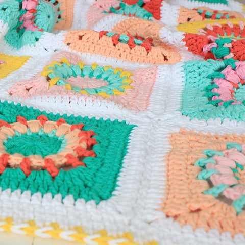 Haakpakket | Yarn and Colors | Blossom Blanket